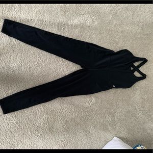 ⛄️Activewear Jumpsuit Forever 21⛄️